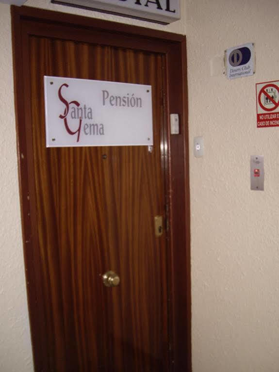 Pension Santa Gema Zaragoza Exterior foto